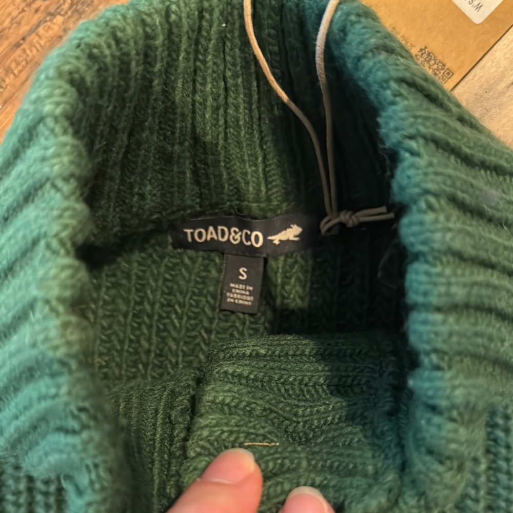 Toad&CO Moss Point Henley Sweater - Picture 3 of 5